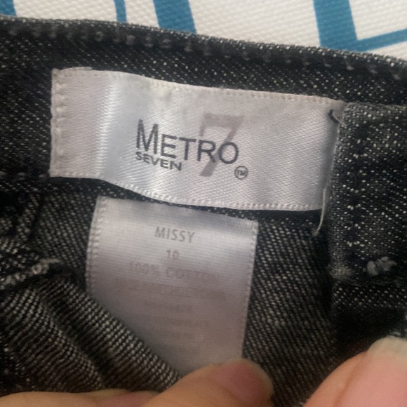 Super cute flared premium denim washed tulip cut skirt - Picture 6 of 6